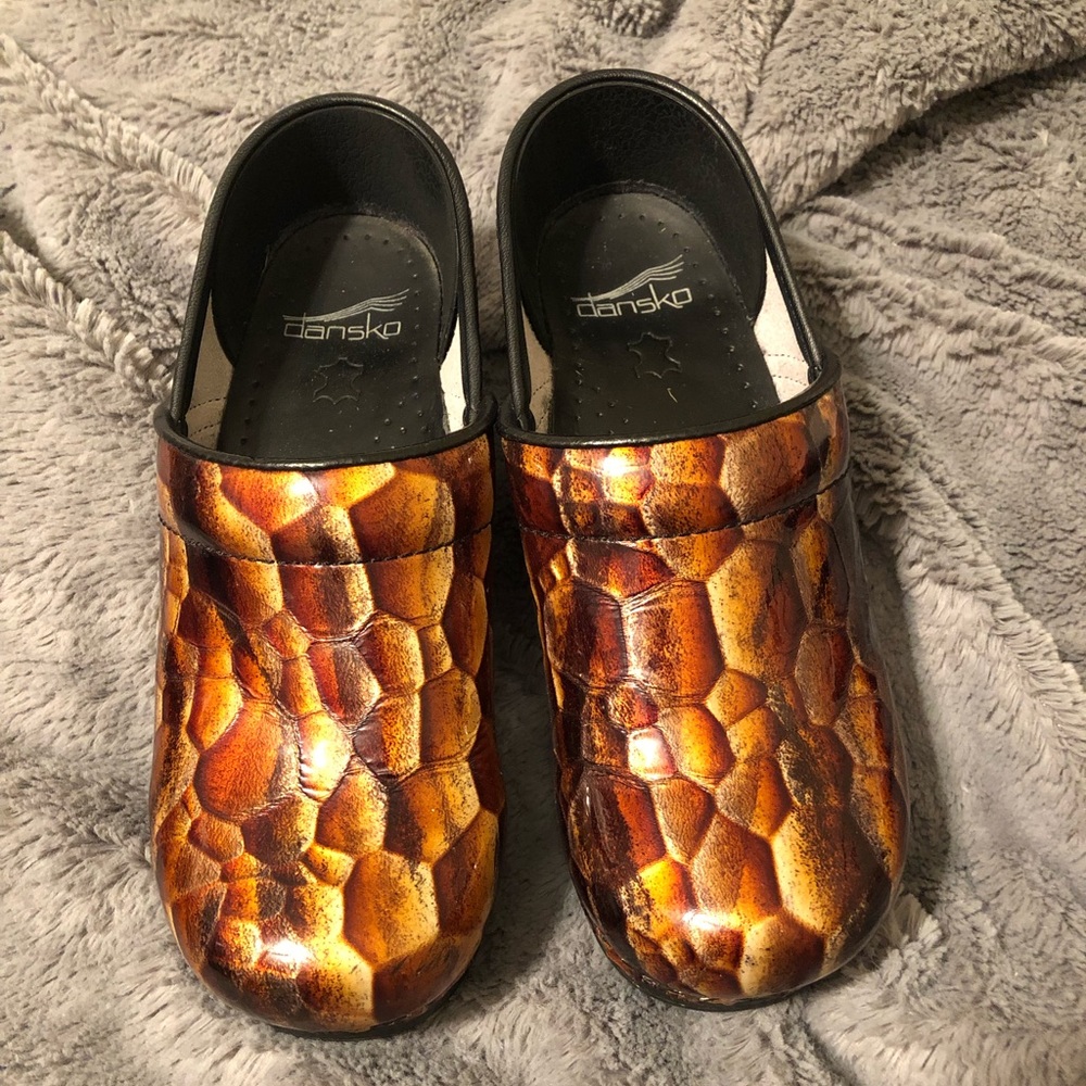 Dansko clog size 36